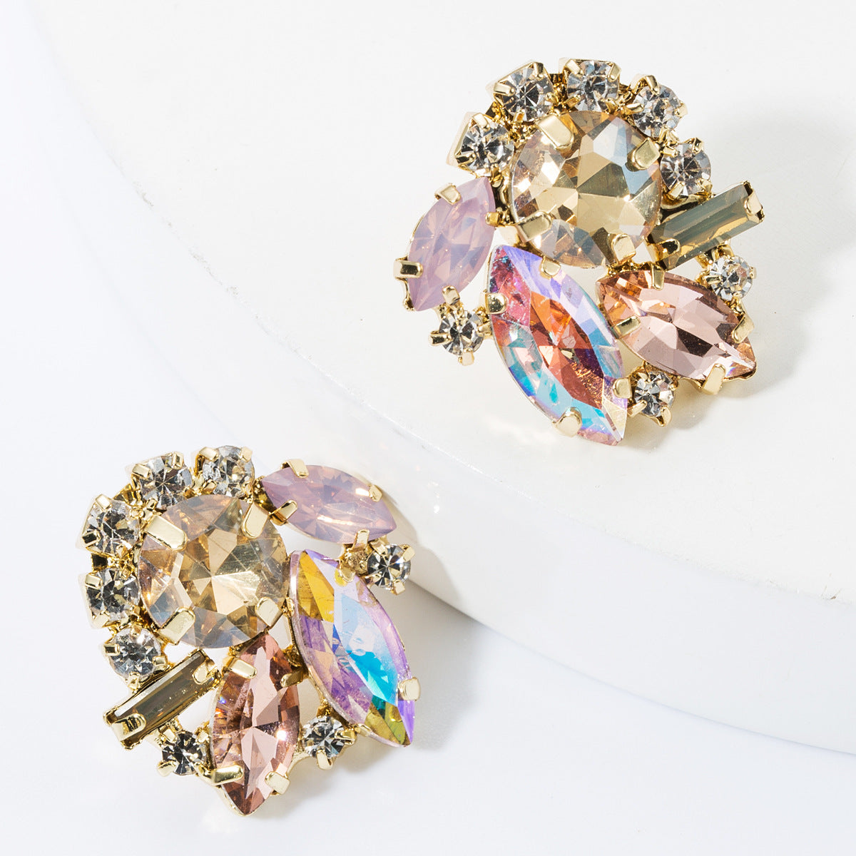 Boucles d'Oreilles Diamant Rhinestone — Édition Colorée
