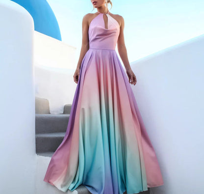 Robe Maxi Élégante — Col V