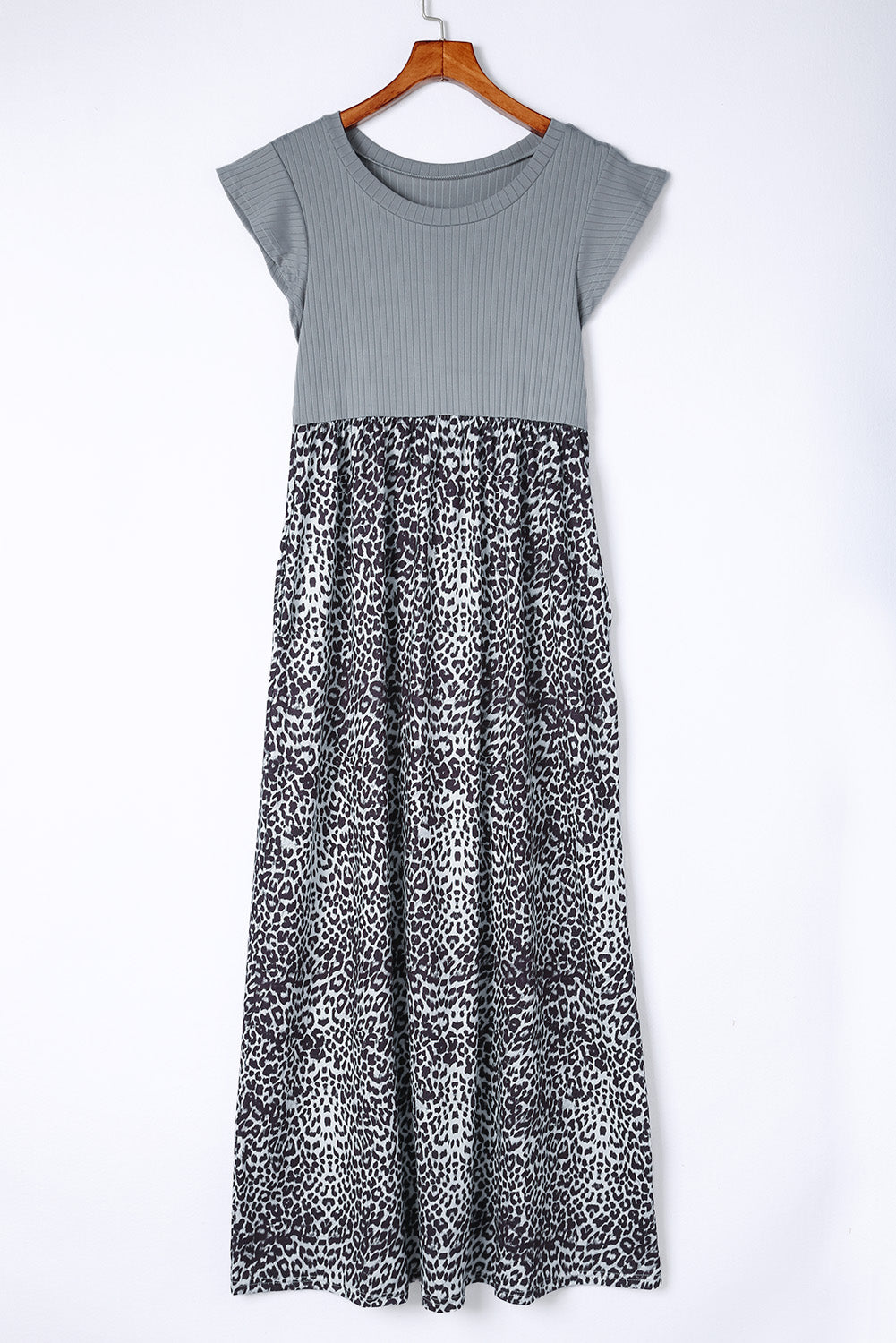 Robe longue léopard grise côtelée avec poches