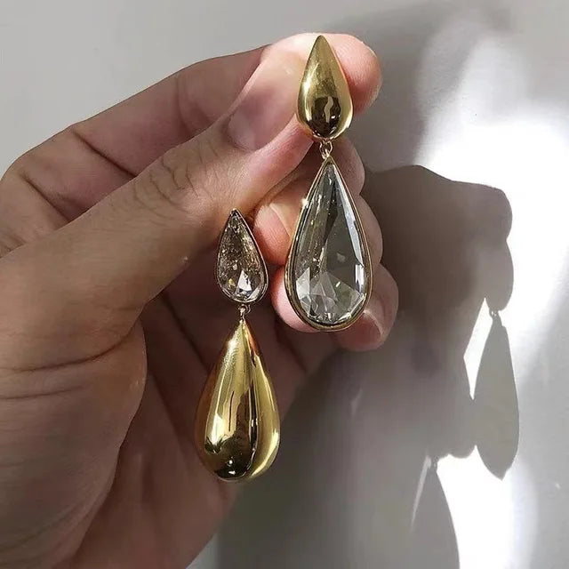 Boucles d'oreilles PENDENTIF CRISTAL Asymétriques