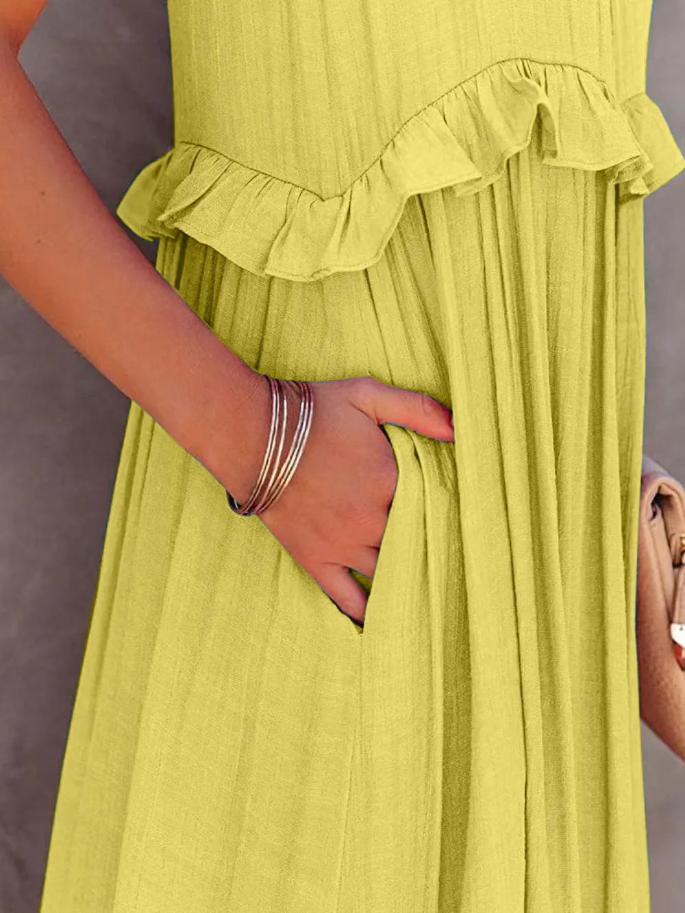 Robe Maxi Sans Manches à Volants et Poches