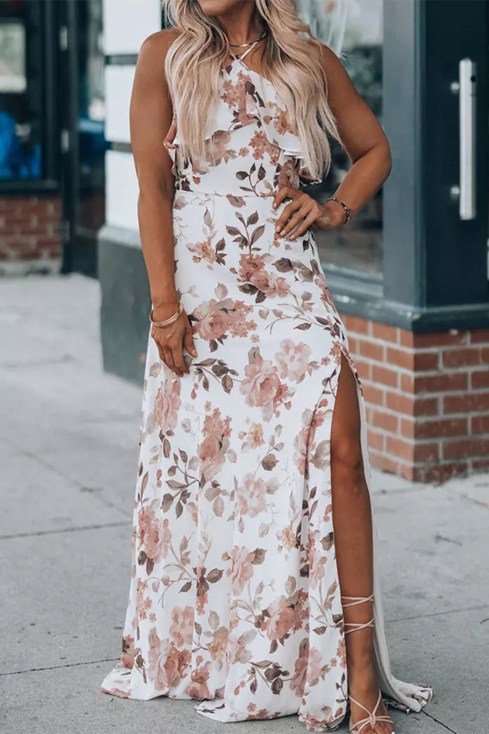 Robe Maxi Blanche Florale à Volants | Col Halter Fendue