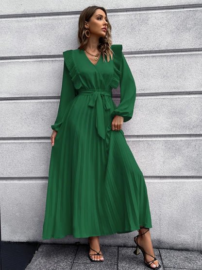 Robe Maxi Surplis Plissée — Ceinture Nouée À La Taille