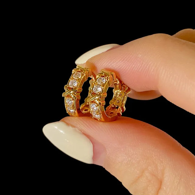 Boucles d'oreilles Créoles zircon – Mode Coréenne | DEBROUYART