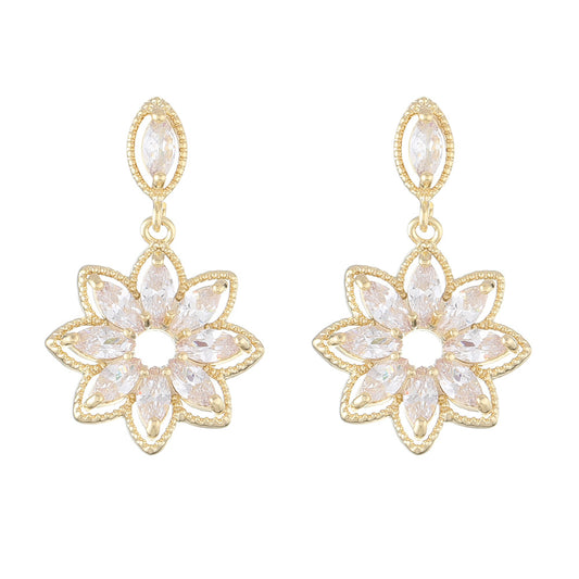 Boucles d'oreilles clous en forme de cœur ou étoile – Bijou délicat pour femme