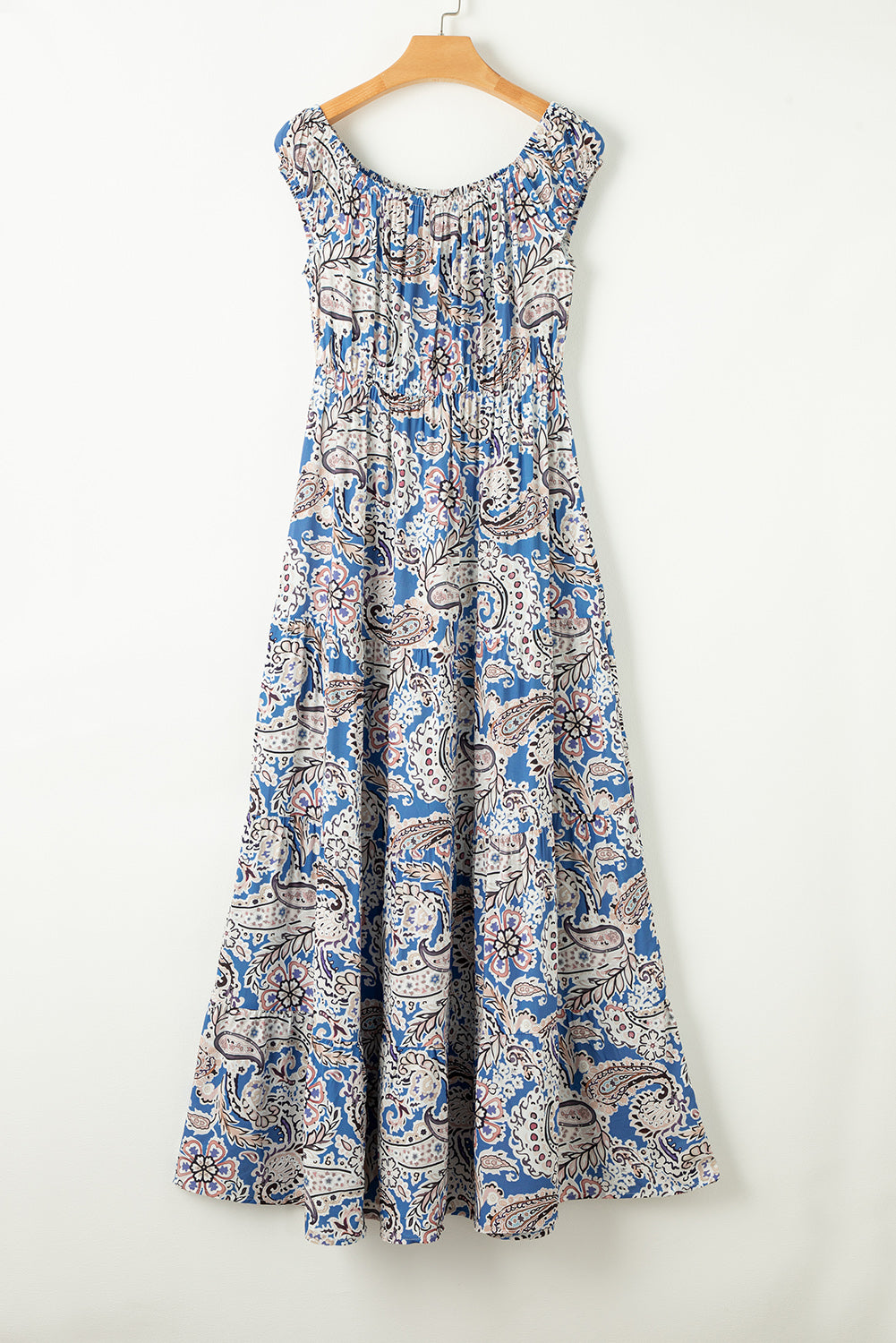 Robe Maxi Bohème Bleue À Imprimé Paisley — Épaules Dénudées