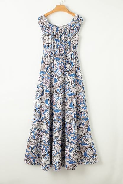 Robe Maxi Bohème Bleue À Imprimé Paisley — Épaules Dénudées